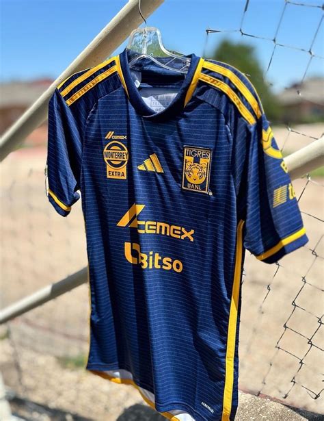 tigres new jersey.